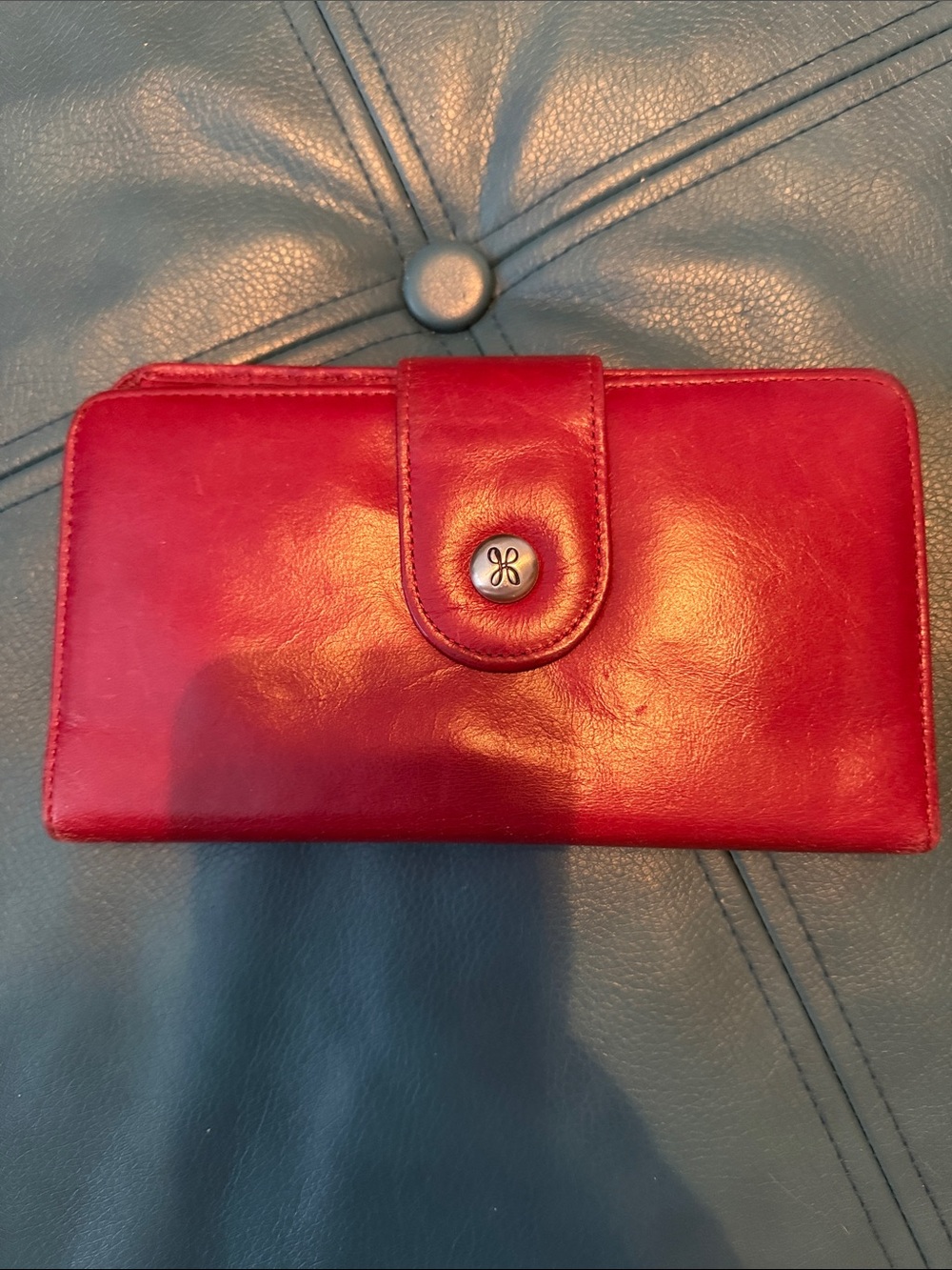 Hobo vintage red leather wallet